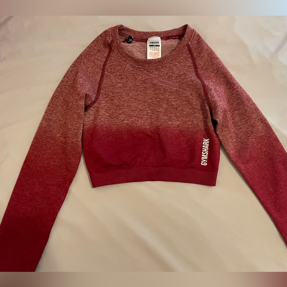 Gymshark ombre red/maroon long sleeve crop top